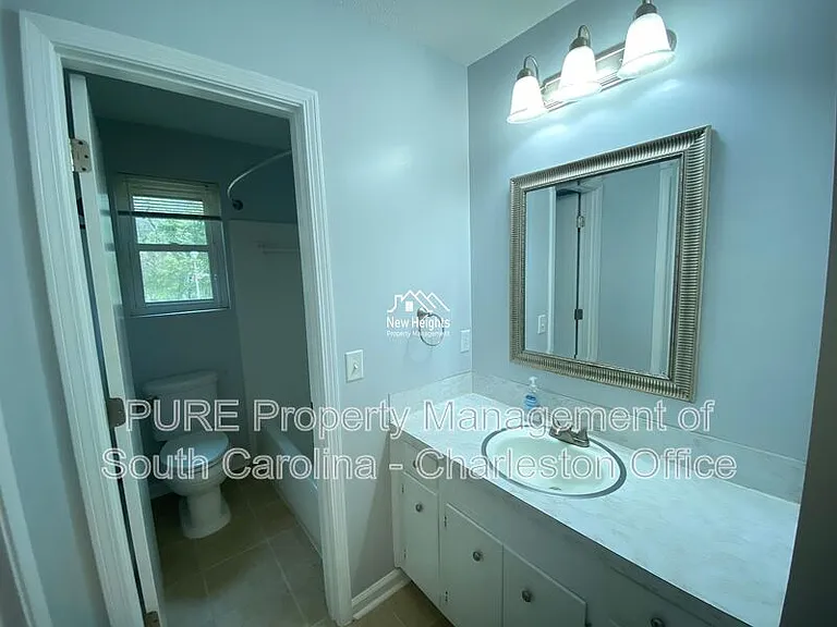 371 Furman Ln — Photo 15