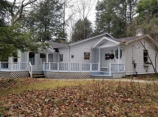 1416 E Washington Rd, Farwell, MI 48622