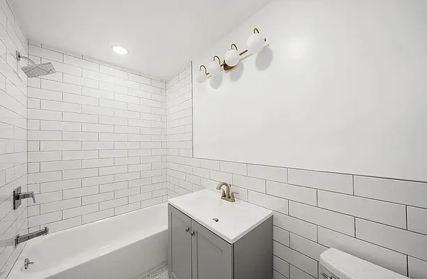 Rented by Native Real Estate LLC | media 11