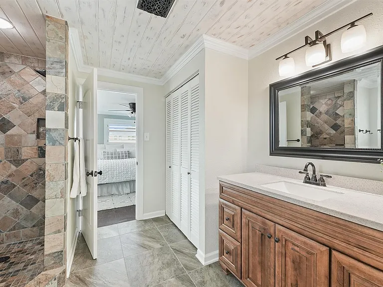 16634 Jamaica Beach Rd — Photo 19