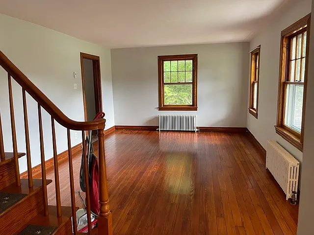 4 bed, 1.5 bath, 1430 sqft, $2,250 — Photo 2