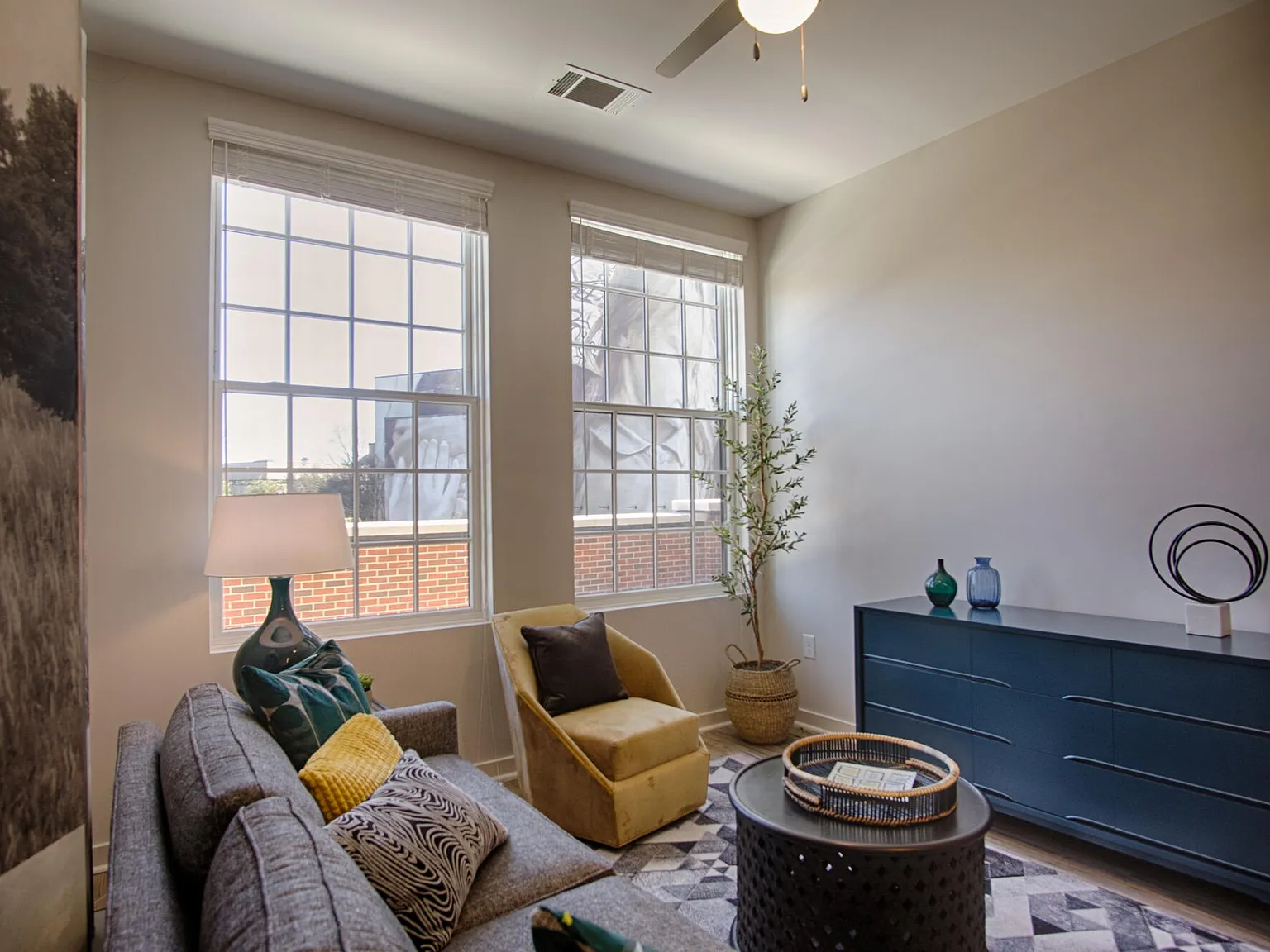 Canvas Lofts — Photo 4