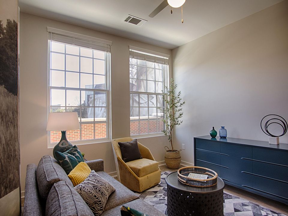 Canvas Lofts apartments community photo