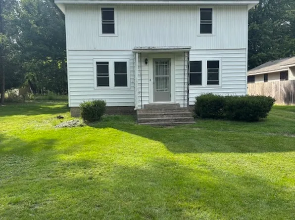 1001 Kusterer Ave NW, Grand Rapids, MI 49534