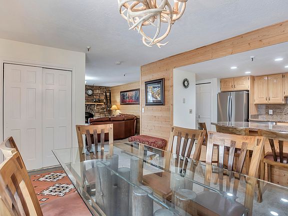 4th image of 1035 Park St #8-H