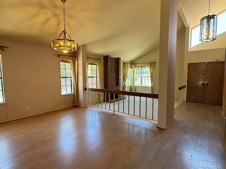 3647 Hawkwood Rd — Photo 5