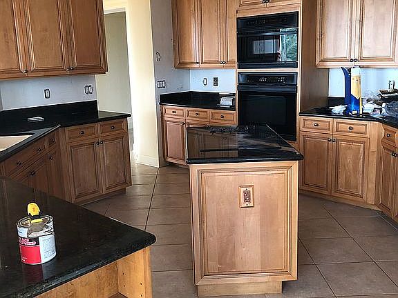 3rd image of 100 Beach Dr NE Unit 402