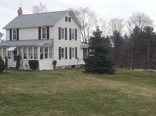 792 Lindholm Rd, Kane, PA 16735