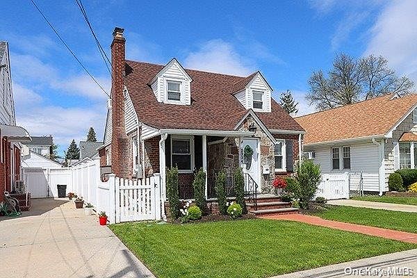 1st image of 2324 Saratoga Street