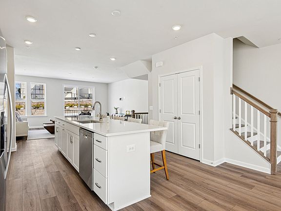 7th image of this home