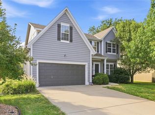 17517 W 160th Ter, Olathe, KS 66062