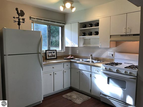 3rd image of 10741 S Timberlee Dr