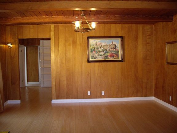 2nd image of 8100 Grimsby Ave