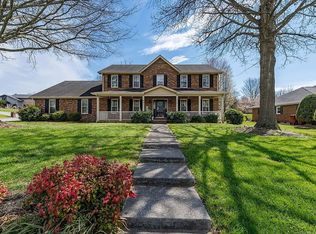801 Regency Dr, Johnson City, TN 37604