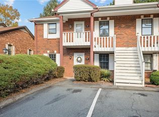 217 Olde Vineyard Ct, Winston Salem, NC 27104