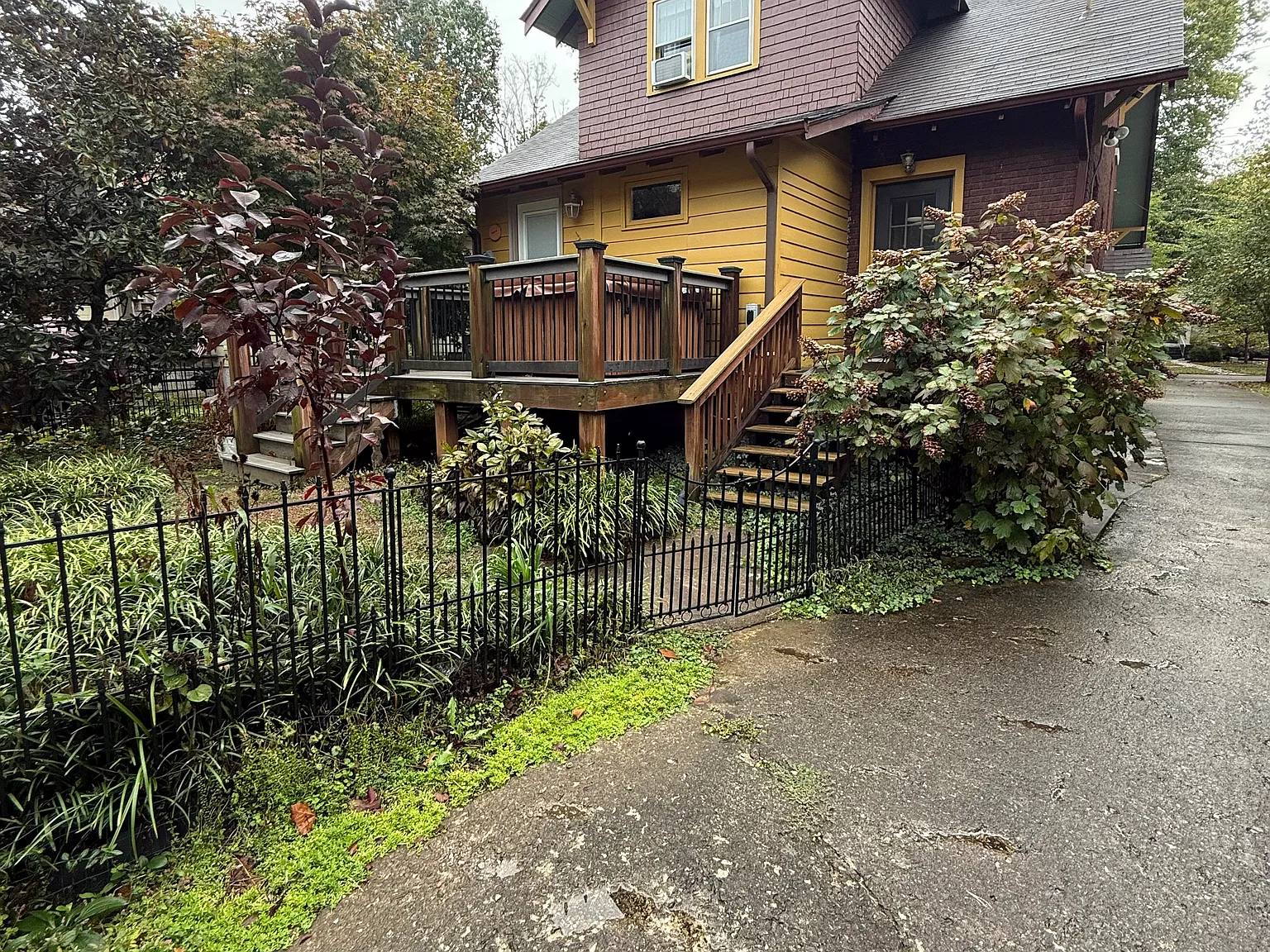 3 bed, 1.5 bath, 1628 sqft, $2,995 — Photo 4