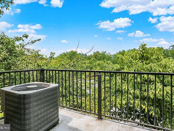 3rd image of 2109 Cedar Run Dr APT 307