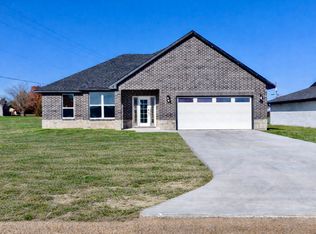 101 Baker B Ranch Rd, Trinidad, TX 75163