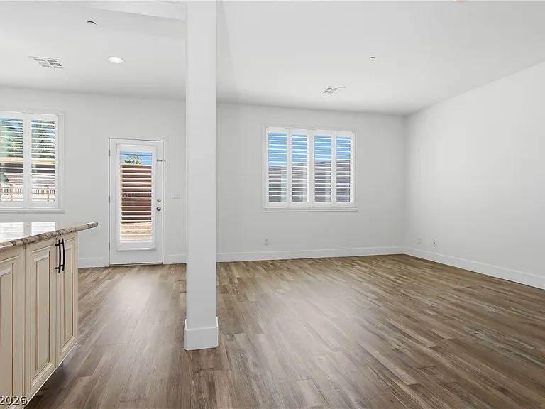 1053 Cactus Rock St — Photo 17