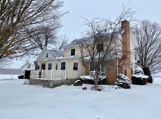 6468 W Vedder Rd, Lake Odessa, MI 48849