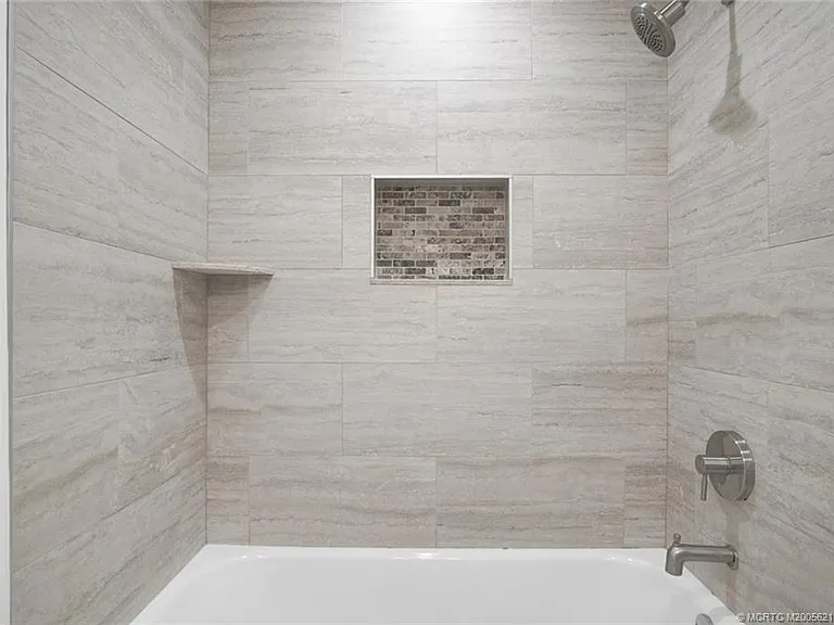 2233 NW 22nd Ave #108 — Photo 17