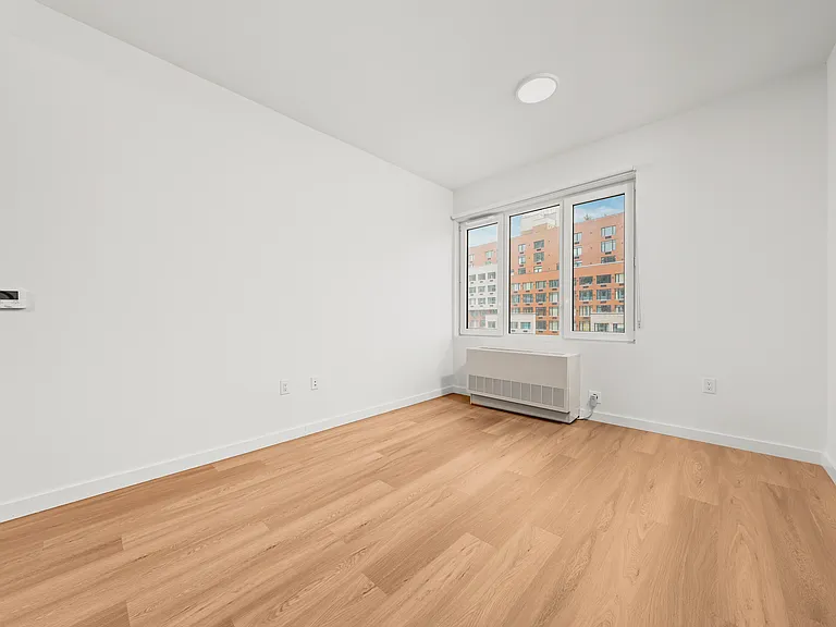 261 Grand Concourse #2716 — Photo 6
