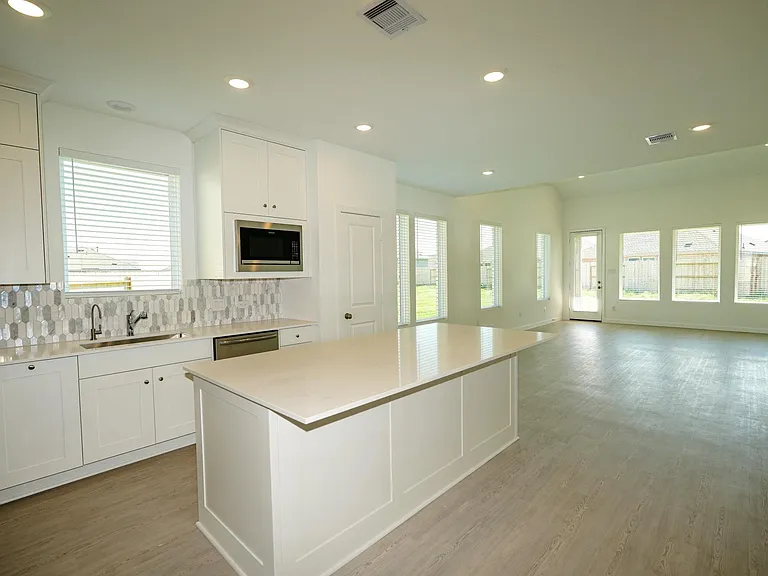 6403 Periwinkle Blossom Ln — Photo 5