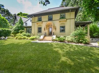 19 Oak Ridge Ave, Summit, NJ 07901