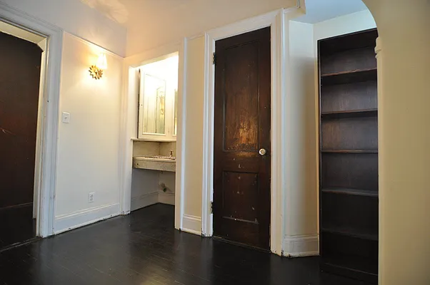 Rented by Bohemia Realty Group | media 38