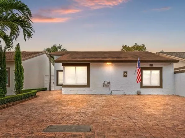9798 SW 147th Pl, Miami, FL 33196