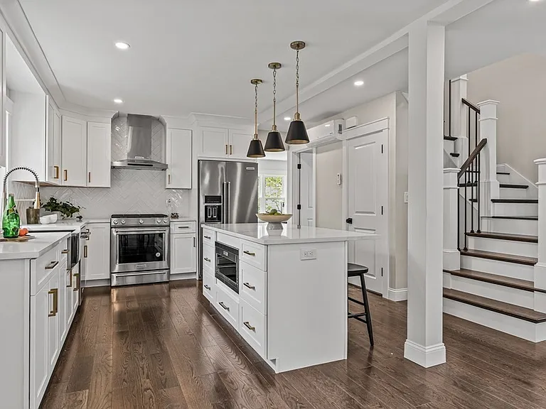 68 Westwood Rd — Photo 9