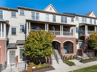 3923 Forester Blvd, Auburn Hills, MI 48326