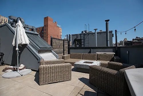 310 W 21st St #8 Photo 1