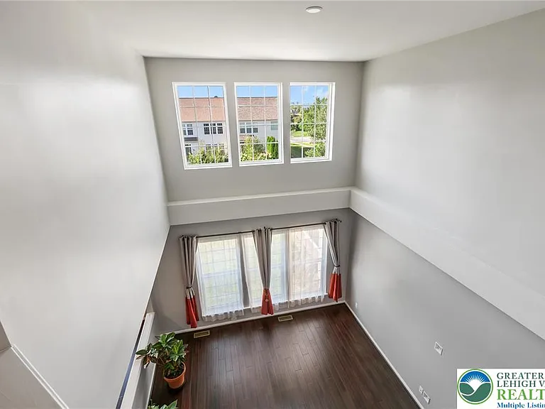 8455 Starling Rd — Photo 13