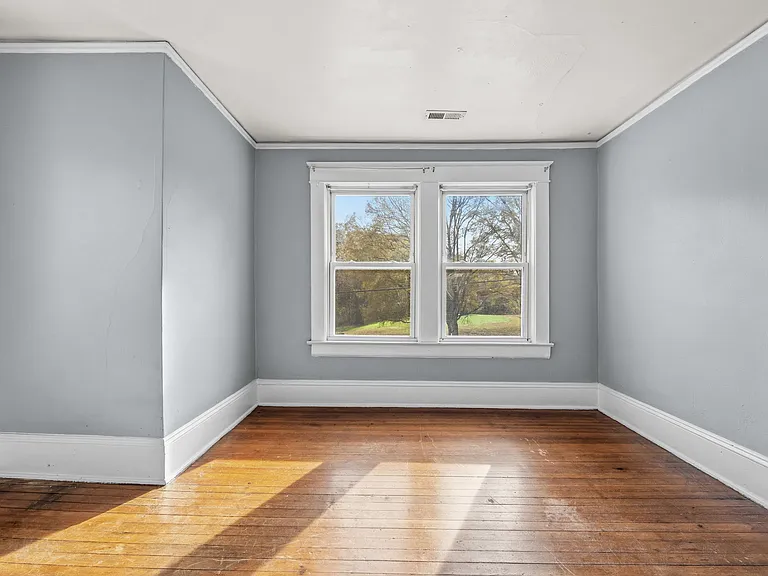 1402 W Market St #1402 — Photo 7