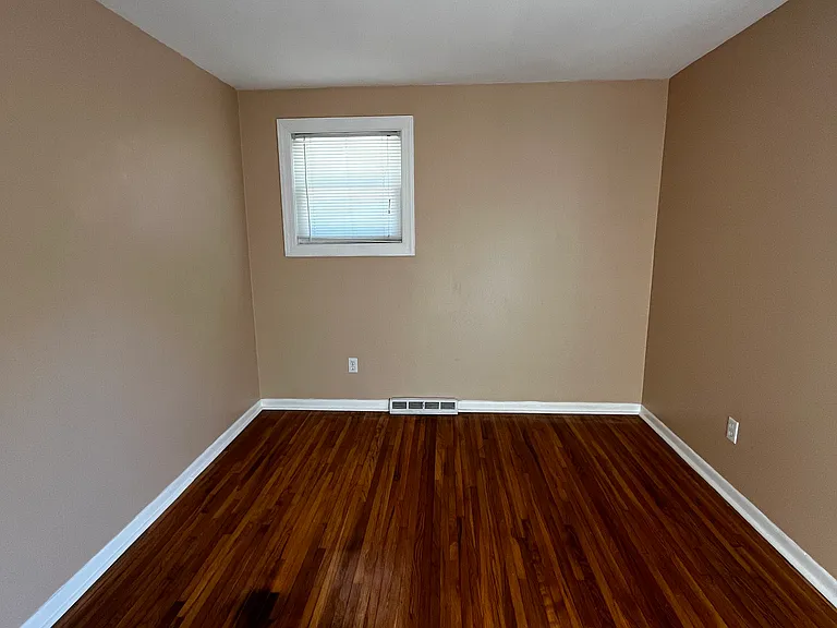 51 N Seine Dr #1 — Photo 6