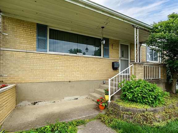 2nd image of 8366 Coghill Ln