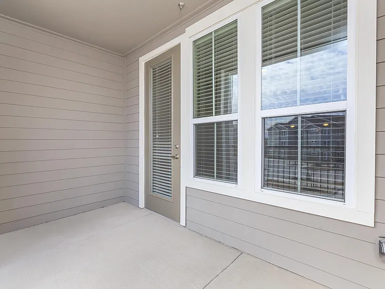 Alton Park Apartments — Photo 42