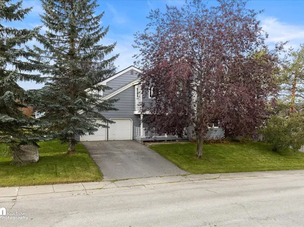 1831 Commodore Dr, Anchorage, AK 99507
