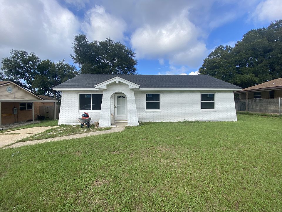 1st image of 7841 Lenora Ct