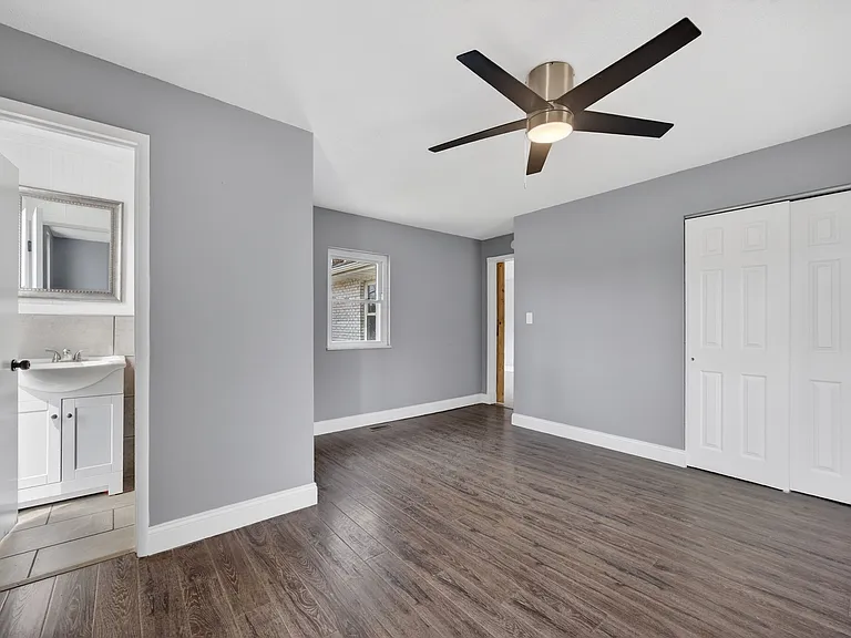 3320 Elm St — Photo 17