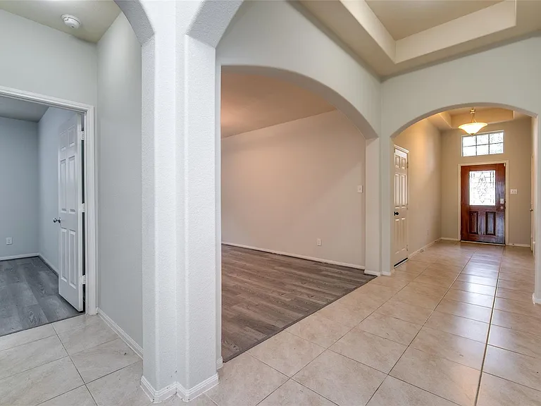 3931 Medici Ct — Photo 12