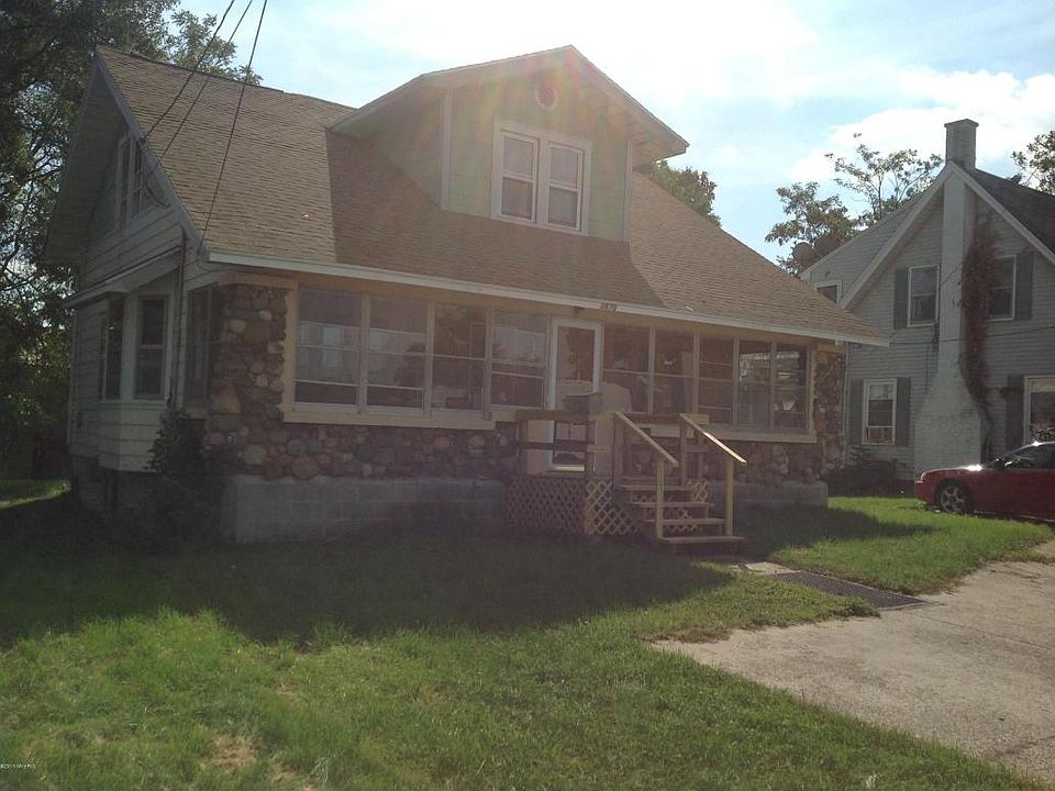 1st image of 3870 Oakes St SW