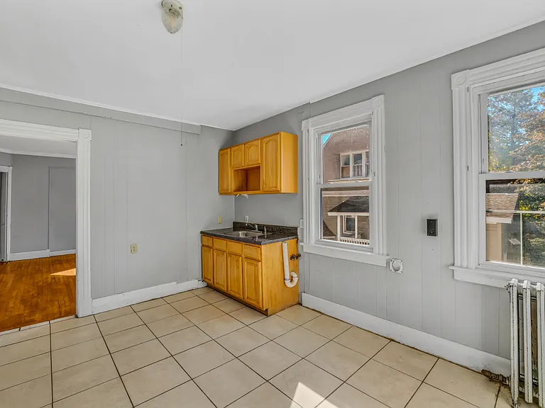 221 Willow St #2 — Photo 2