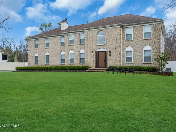17 Danielle Court, Jackson, NJ 08527