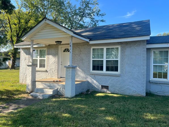 1811 Old Highway 124