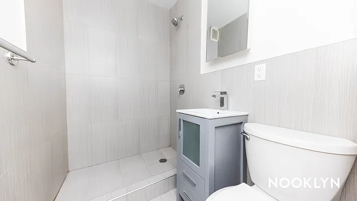 Rented by Nooklyn NYC LLC | media 16