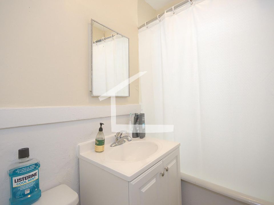 2nd image of 55 Park Dr #11Z