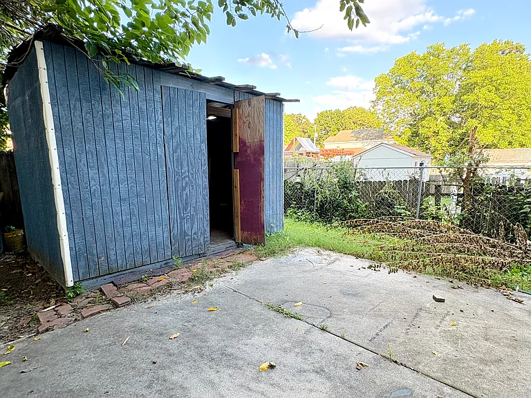 1712 Weber Ave — Photo 22