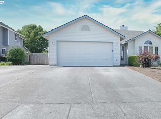 613 S Beech Cir, Cornelius, OR 97113